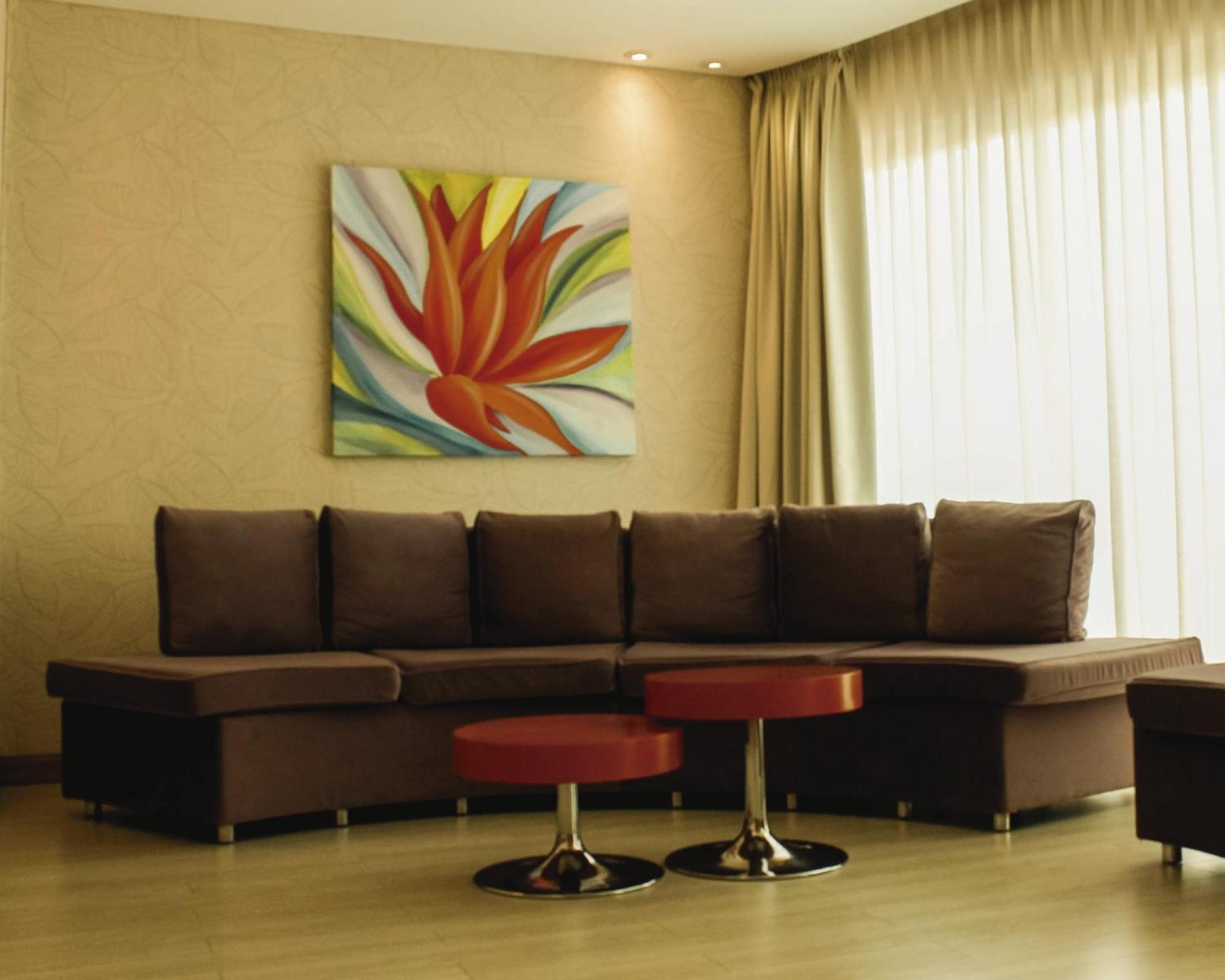 Hotel Plaza Colon  Exterior photo